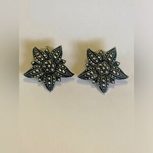 "Made in West Germany" Vintage Metallic Black & Silver Flower Clip-on Earrings